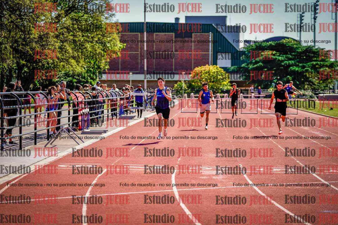 Fotos de los 400 m con vallas de varones
