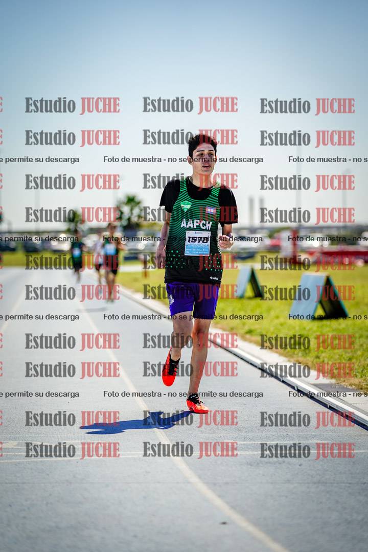 Fotos de los 600 m llanos de varones