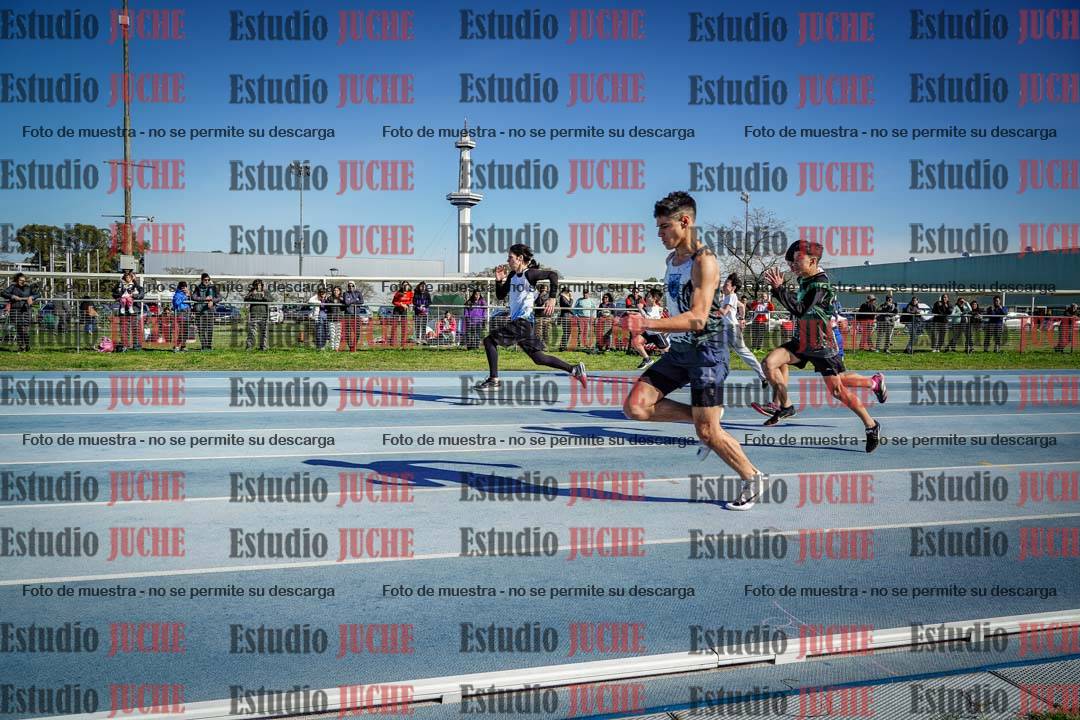 Fotos de los 80 m llanos de varones - U14