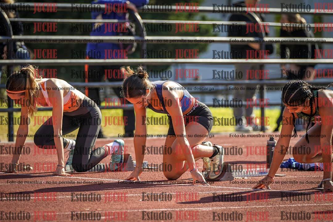 Fotos de los 100 m con vallas de mujeres