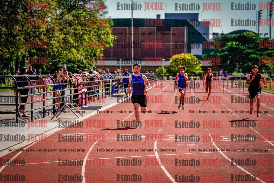 Fotos de los 400 m con vallas de varones