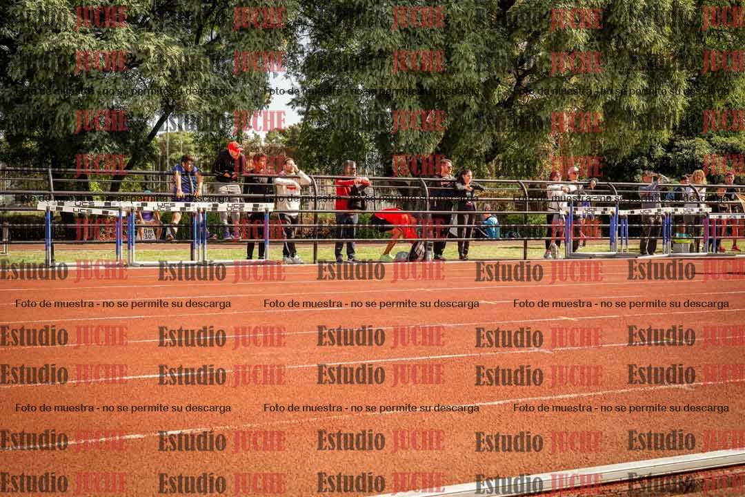 Fotos de los 100 m llanos de varones