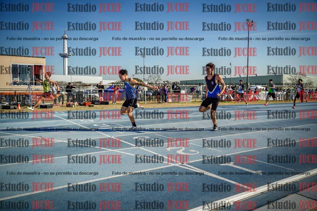 Fotos de los 100 m llanos de varones