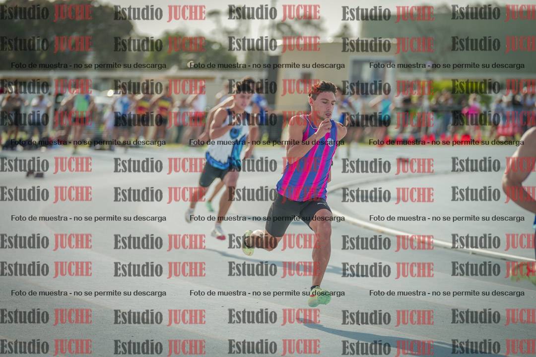 Fotos de los 400 m llanos de varones