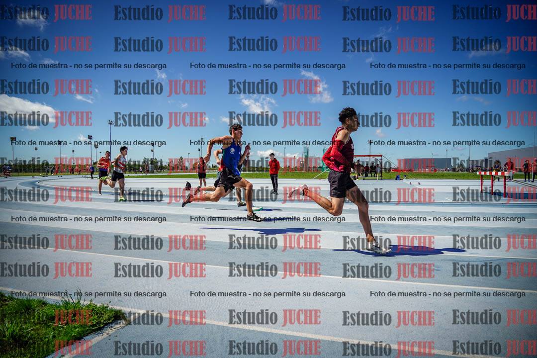 Fotos de los 200 m llanos de varones