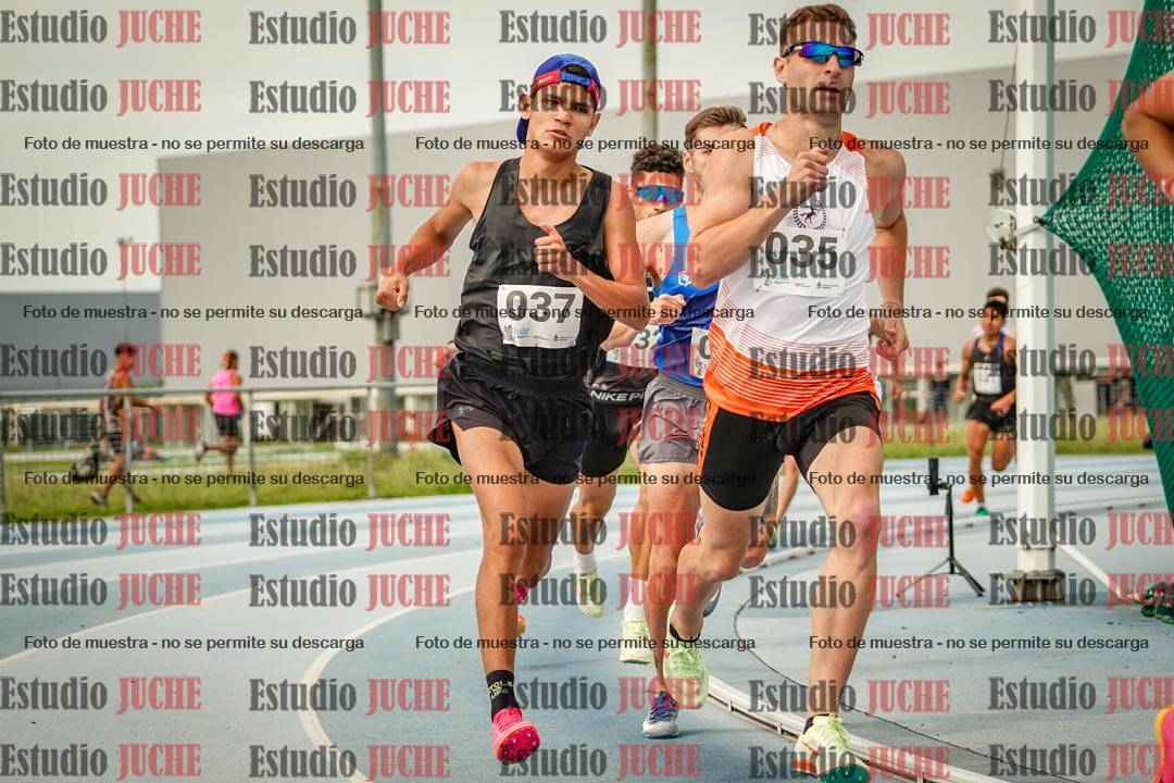 Fotos de los 1000 m llanos de varones