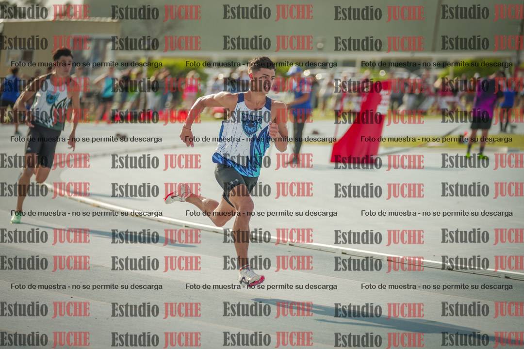 Fotos de los 400 m llanos de varones