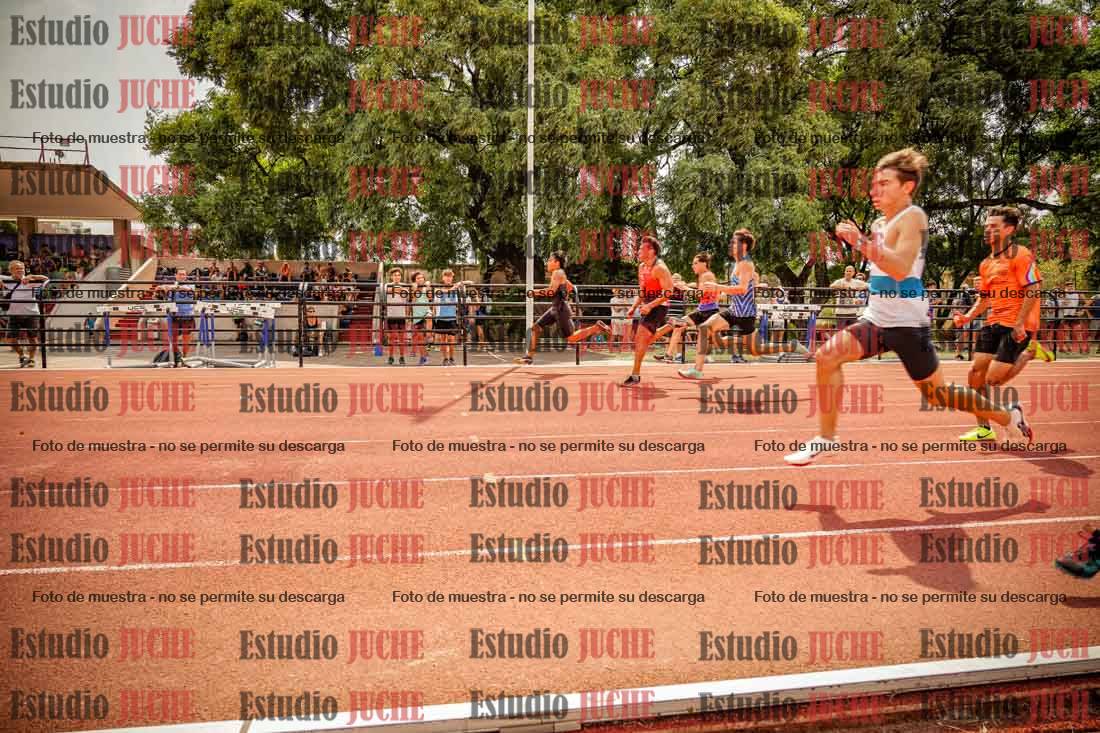 Fotos de los 100 m llanos de varones