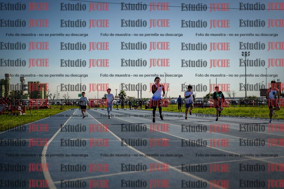 Fotos de los 80 m llanos de varones - U14