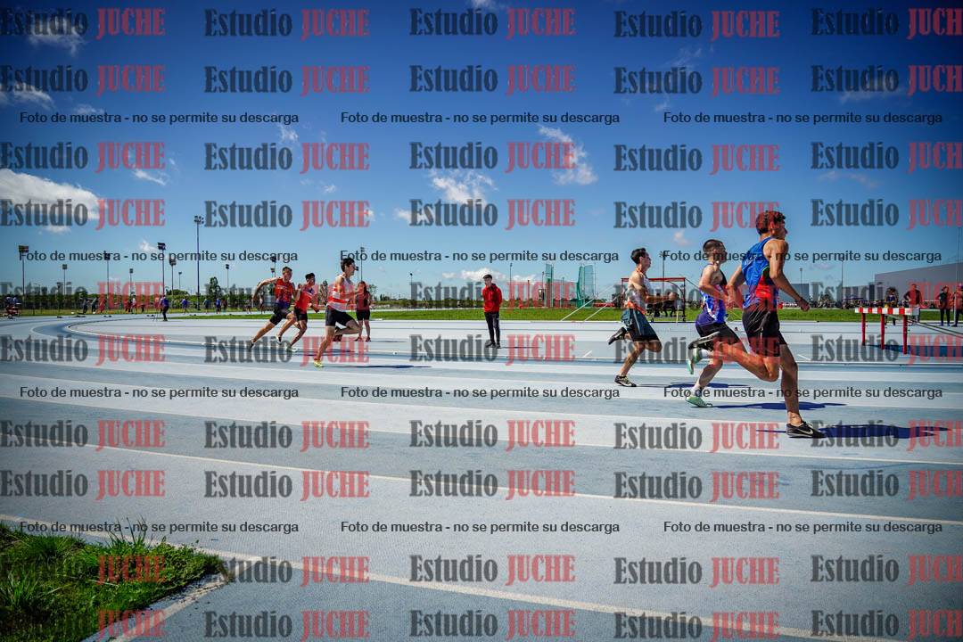 Fotos de los 200 m llanos de varones