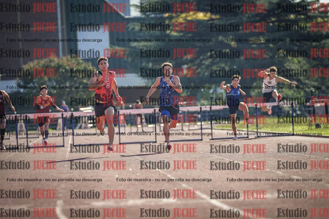 Fotos de los 400 m con vallas de varones