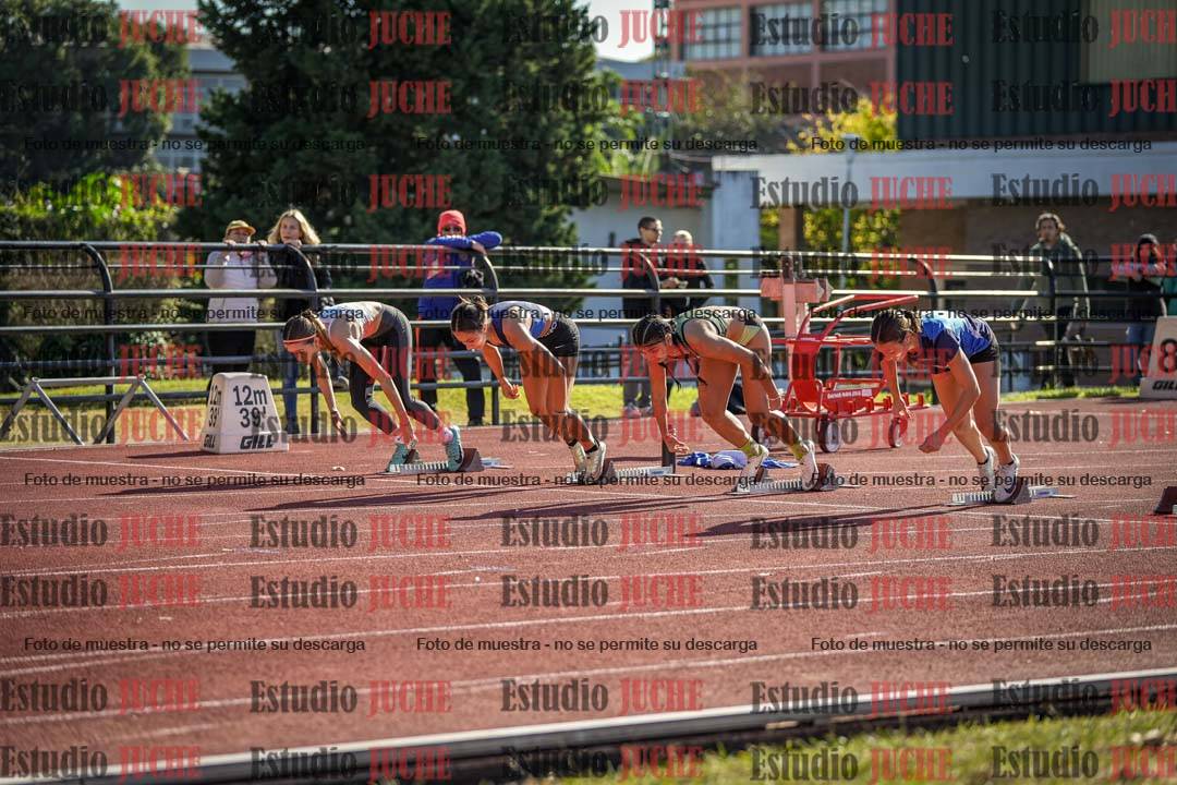 Fotos de los 100 m con vallas de mujeres