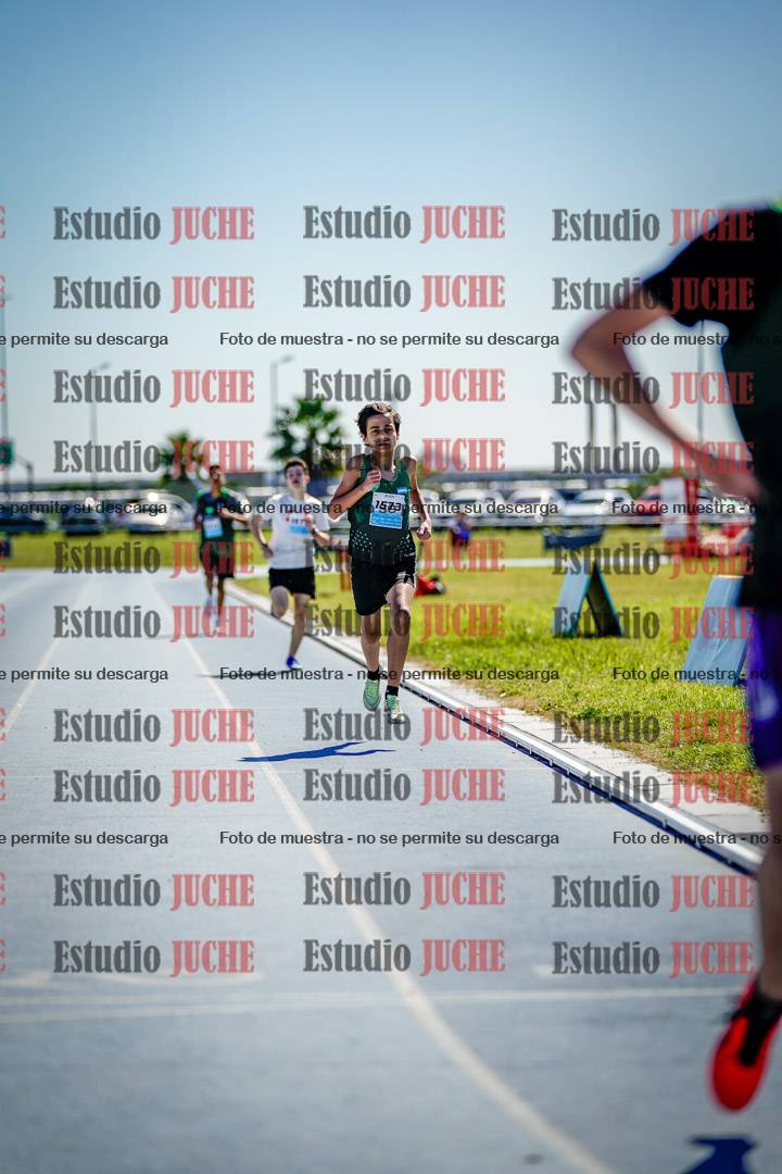 Fotos de los 600 m llanos de varones