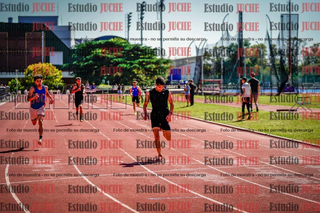 Fotos de los 400 m con vallas de varones