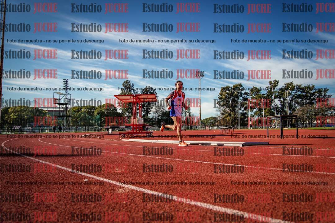 Fotos de los 2400 m llanos de varones
