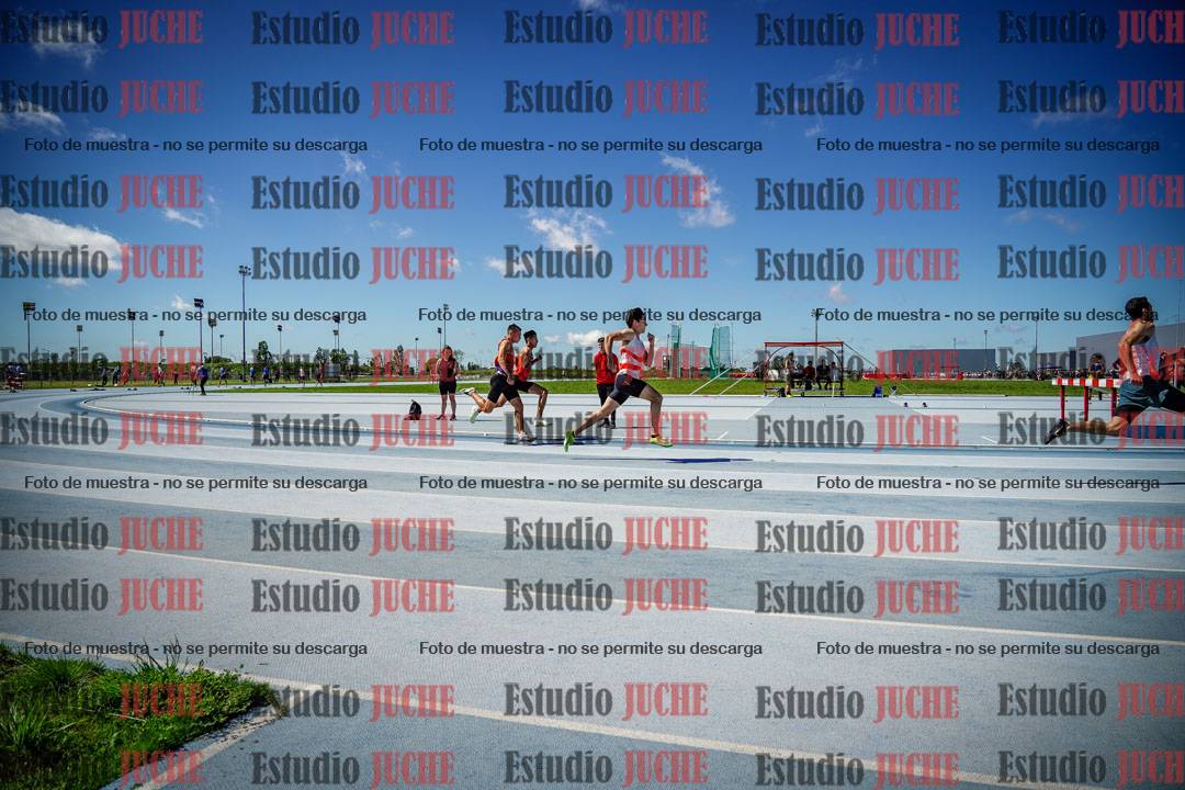 Fotos de los 200 m llanos de varones