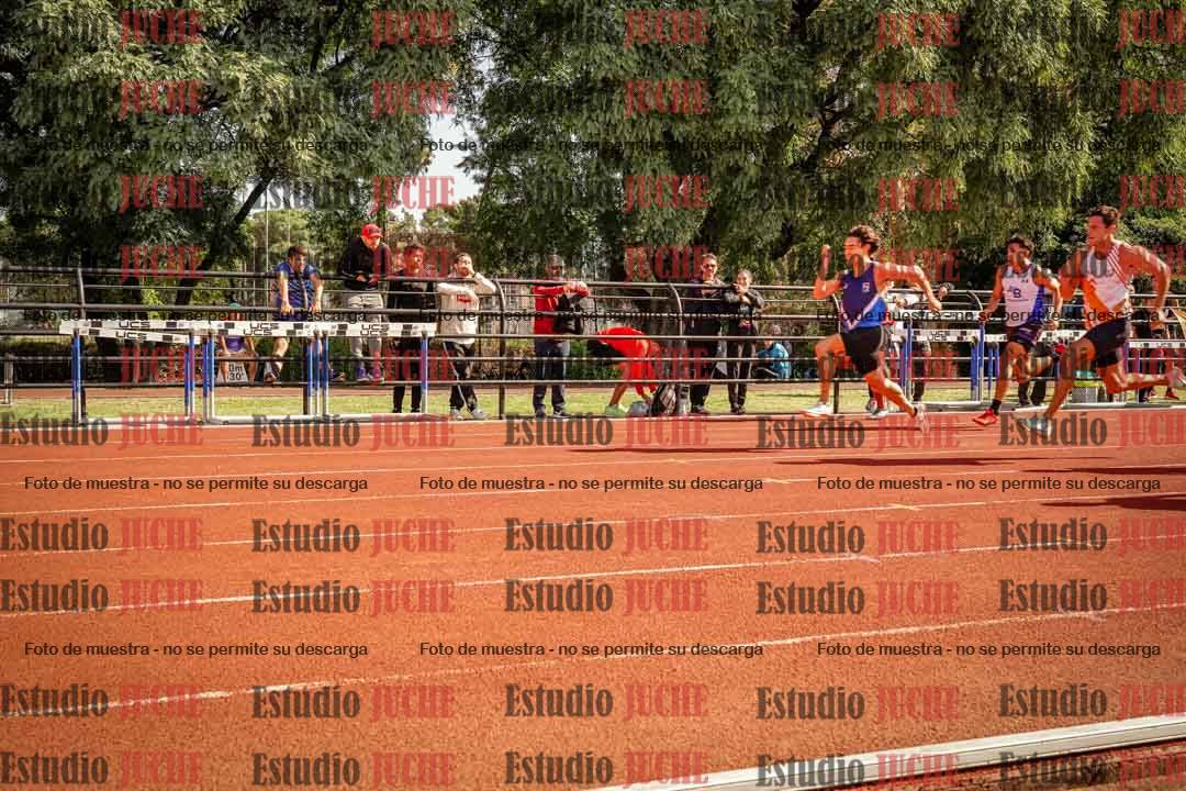 Fotos de los 100 m llanos de varones
