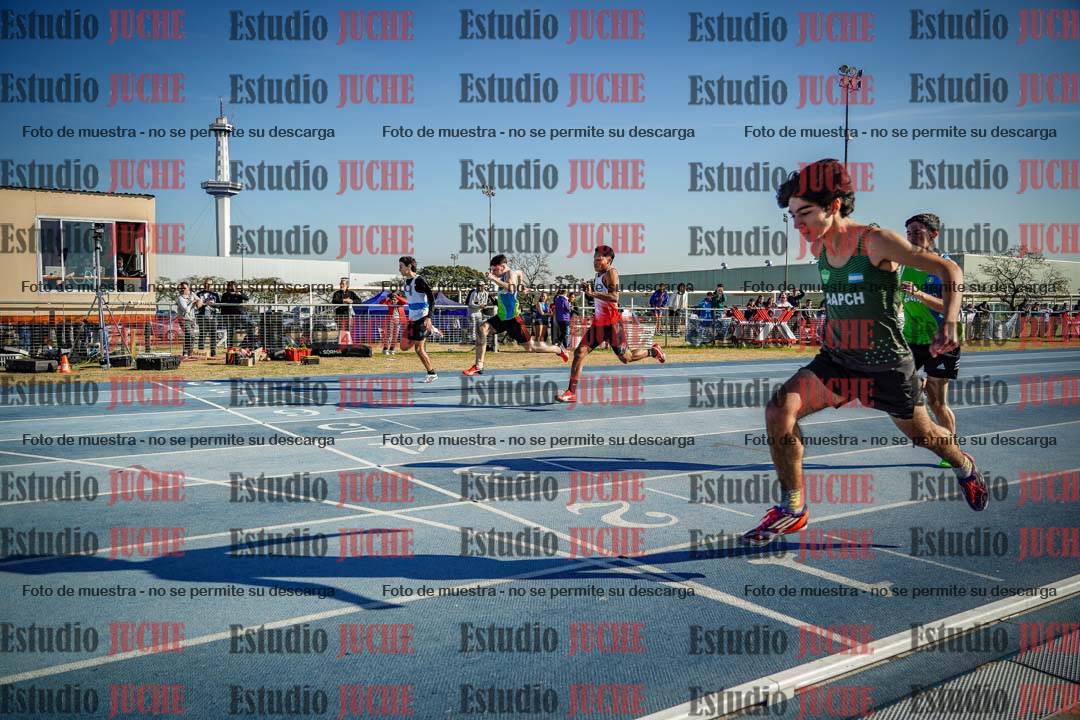 Fotos de los 100 m llanos de varones