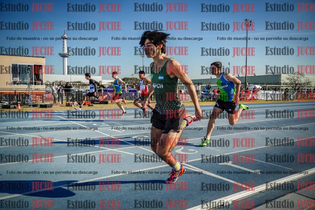 Fotos de los 100 m llanos de varones