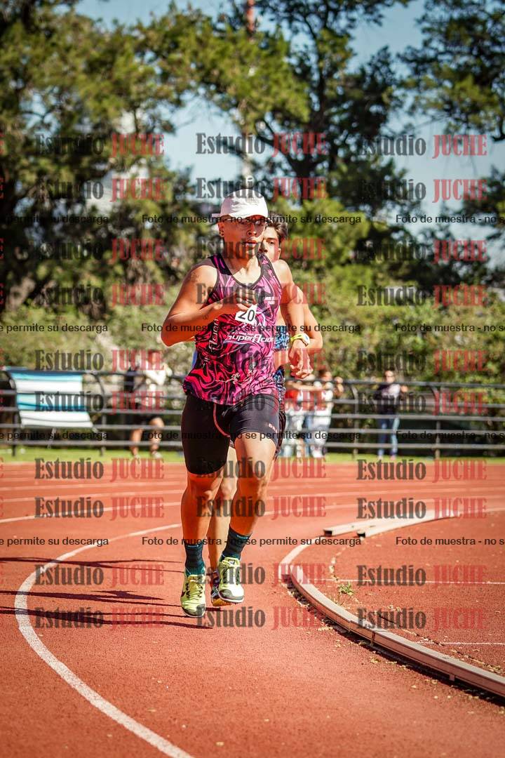 Fotos de los 2400 m de varones