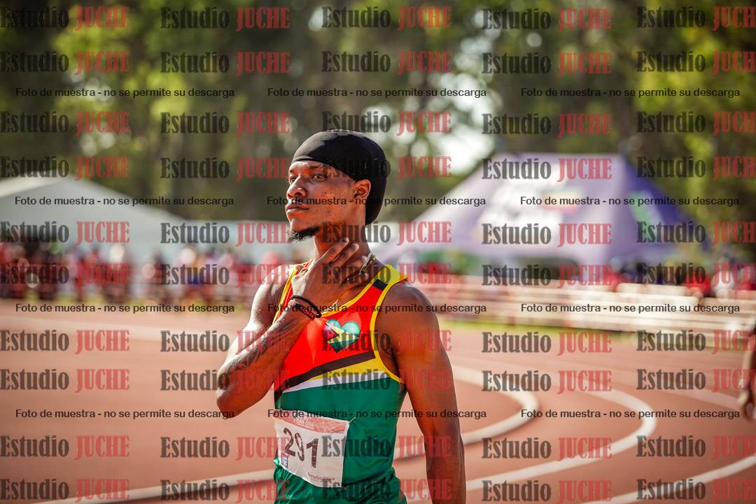 Fotos de algunos extras y podios del día 1