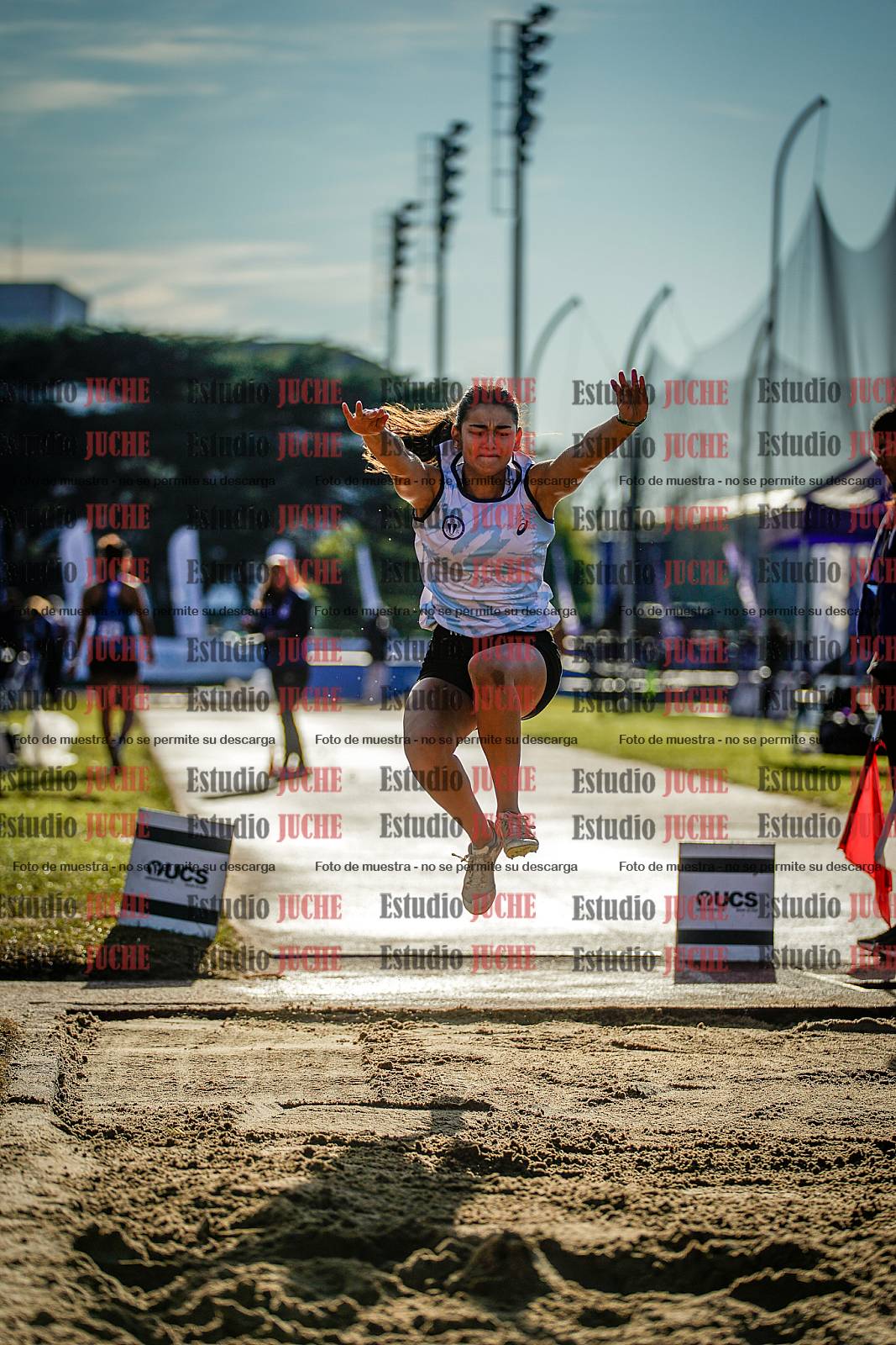 Fotos del salto en largo de mujeres - heptatlón 5