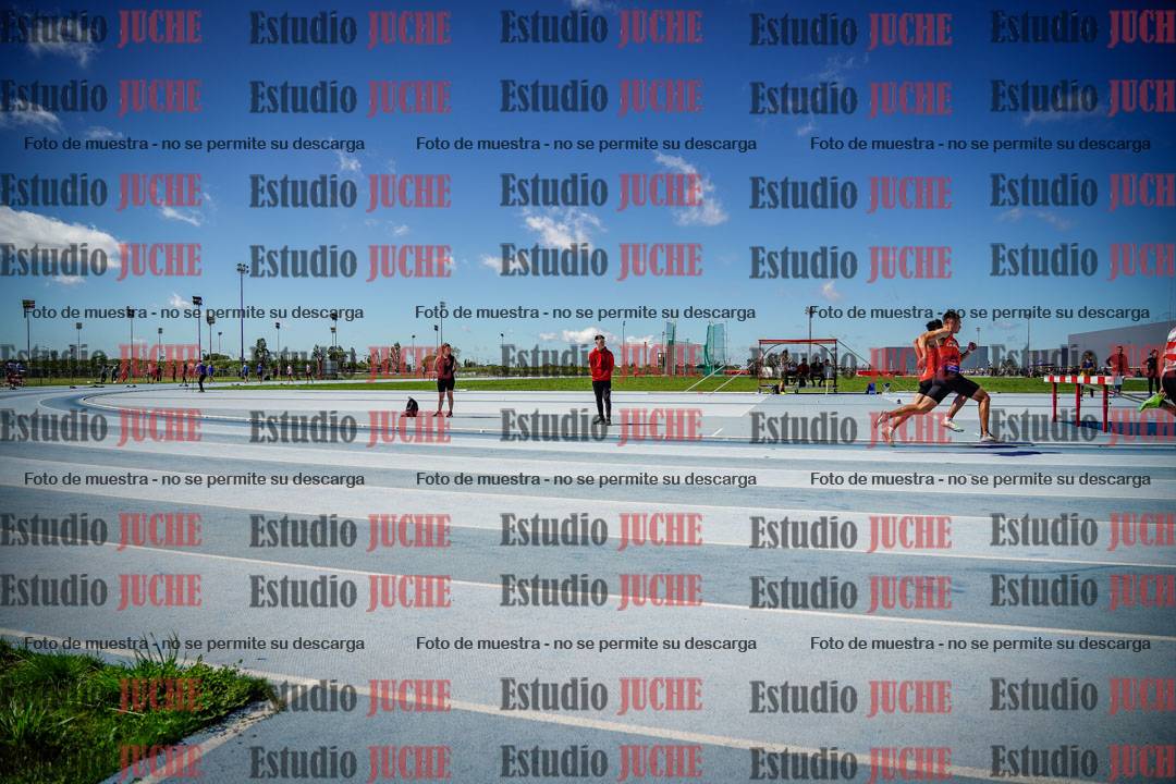 Fotos de los 200 m llanos de varones