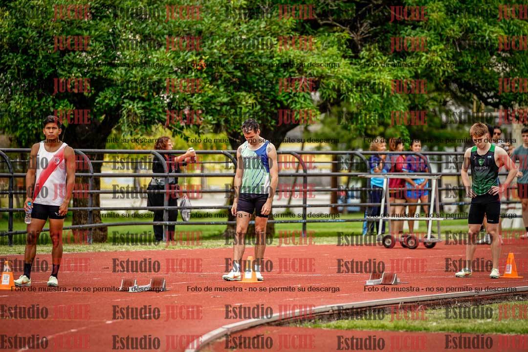 Fotos de los 200 m llanos de varones
