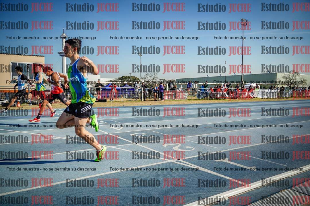 Fotos de los 100 m llanos de varones