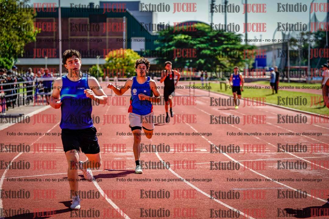 Fotos de los 400 m con vallas de varones