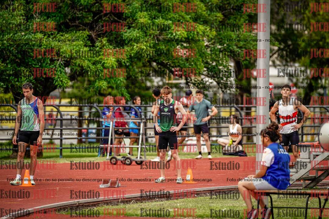 Fotos de los 200 m llanos de varones