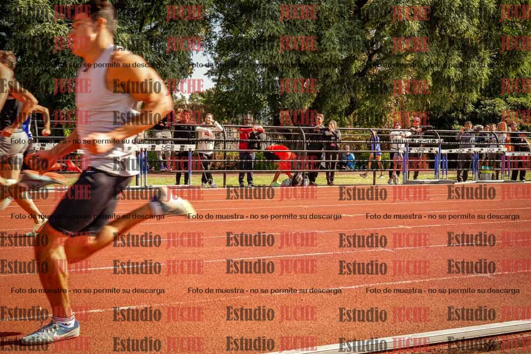Fotos de los 100 m llanos de varones