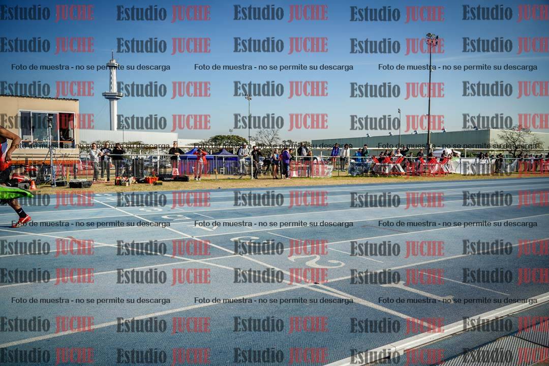 Fotos de los 100 m llanos de varones