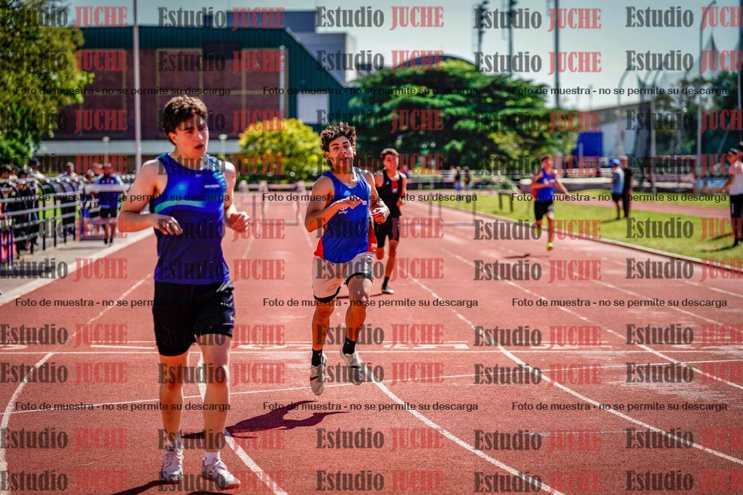 Fotos de los 400 m con vallas de varones