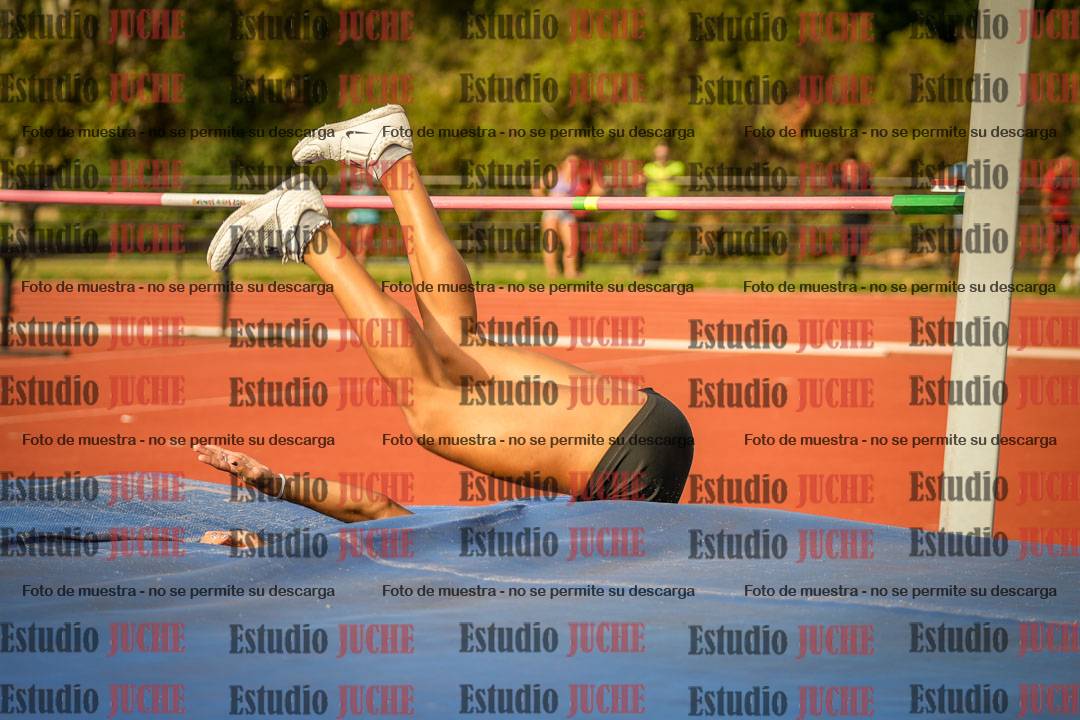 Fotos del salto en alto de mujeres - combinadas 2