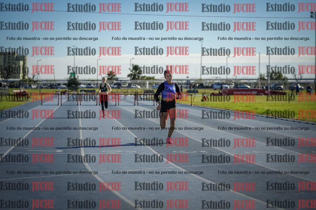 Fotos de los 400 m con vallas de mujeres