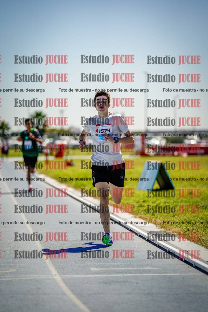 Fotos de los 600 m llanos de varones