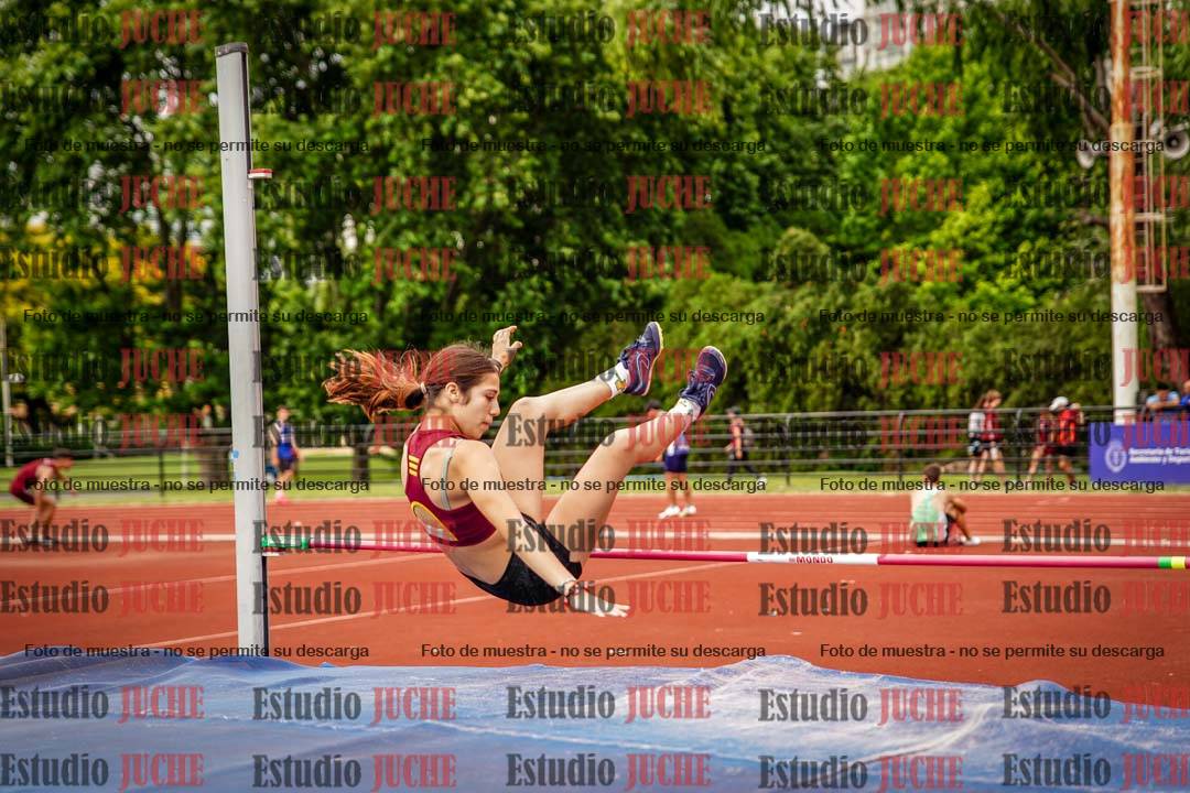 Fotos del salto en alto de mujeres