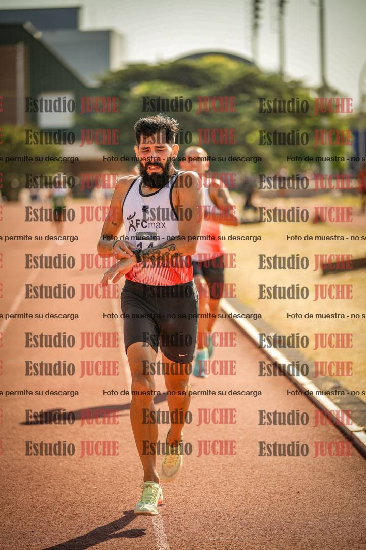 Fotos de los 3000 m llanos de varones