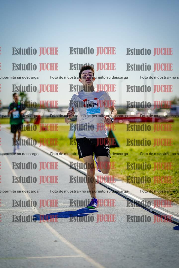 Fotos de los 600 m llanos de varones