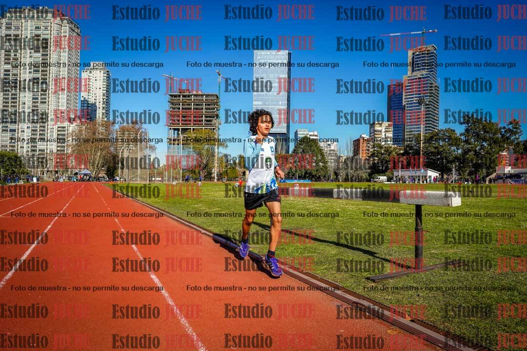 Fotos de los 2400 m llanos de varones