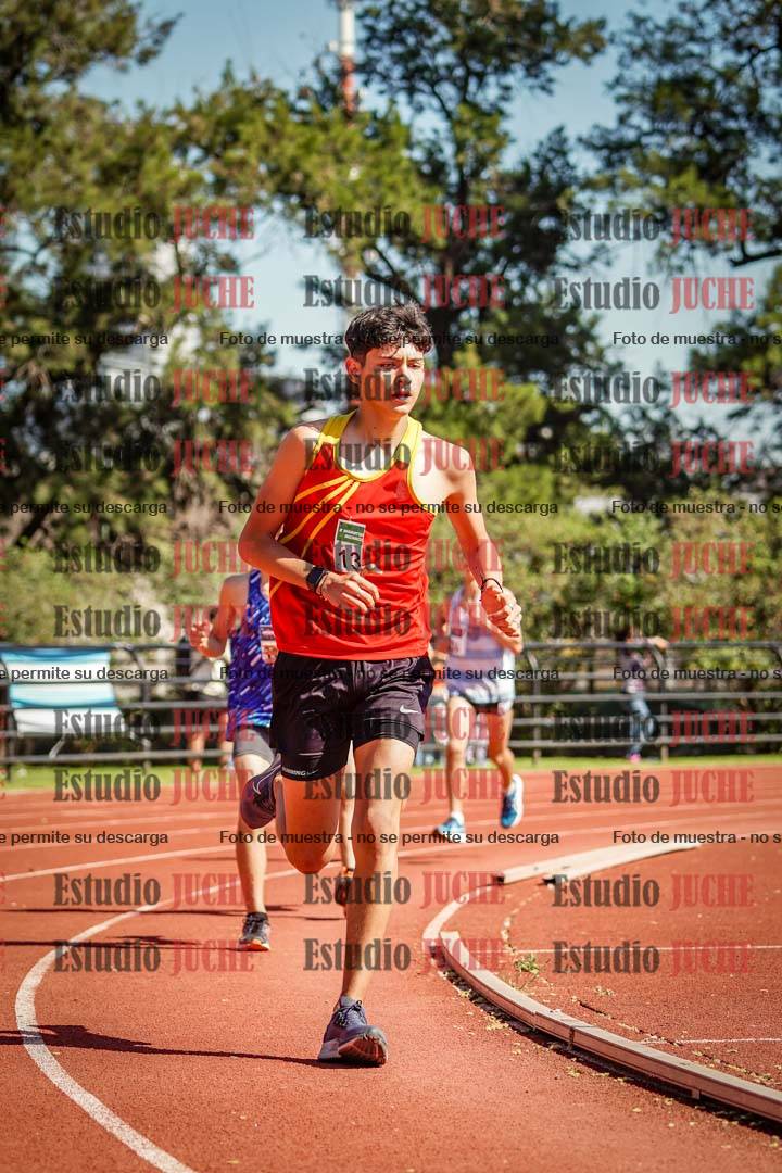 Fotos de los 2400 m de varones