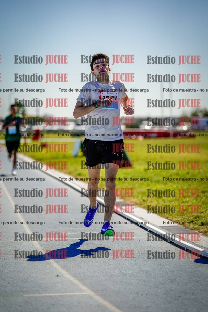 Fotos de los 600 m llanos de varones
