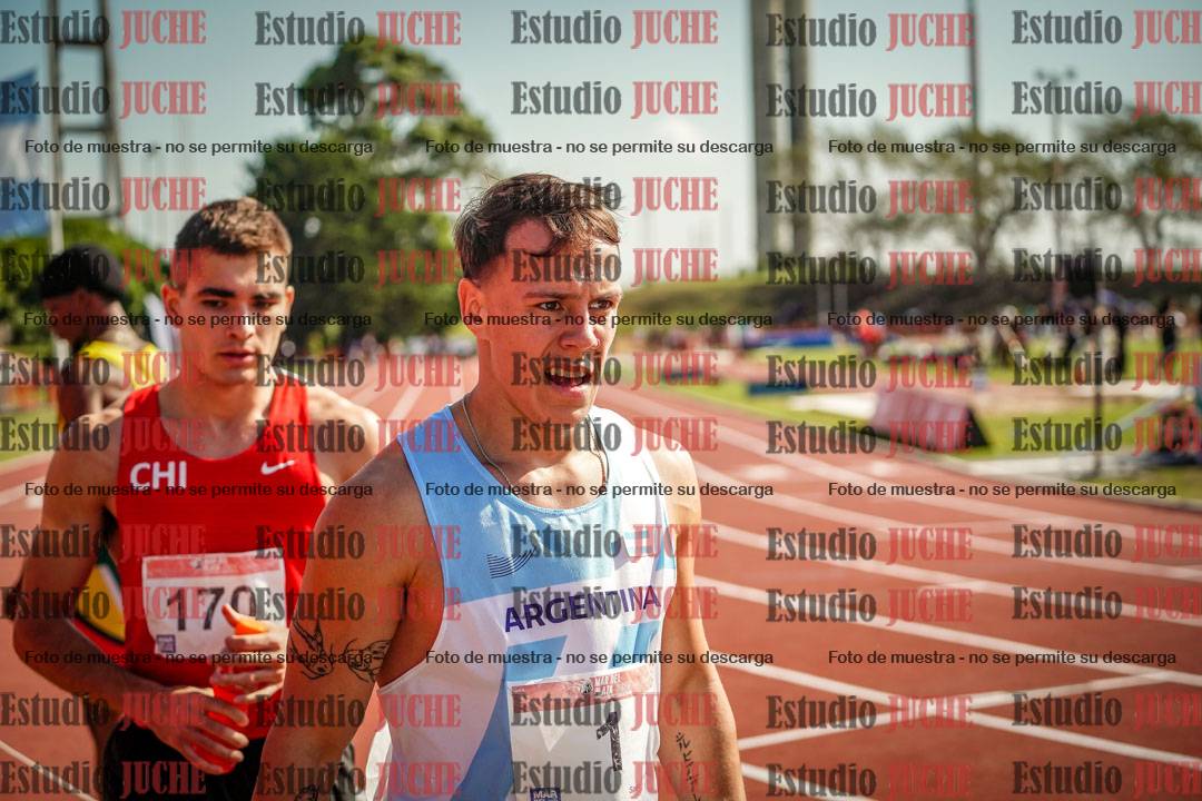 Fotos de algunos extras y podios del día 1