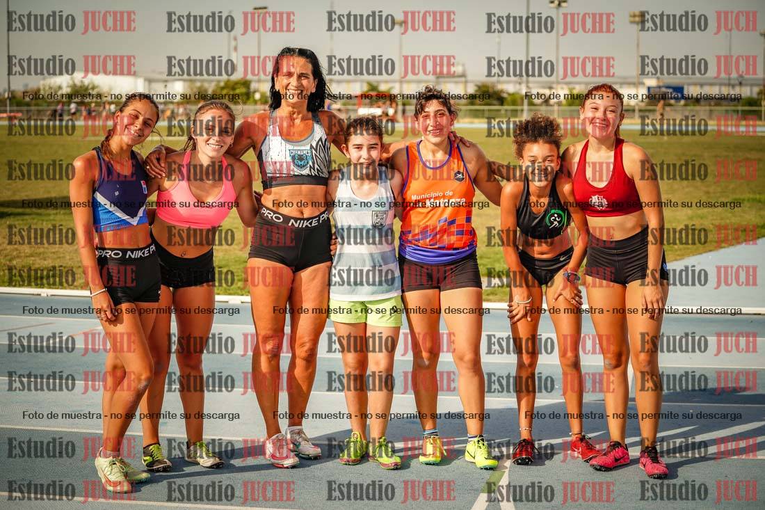 Fotos de algunos podios y extras del torneo
