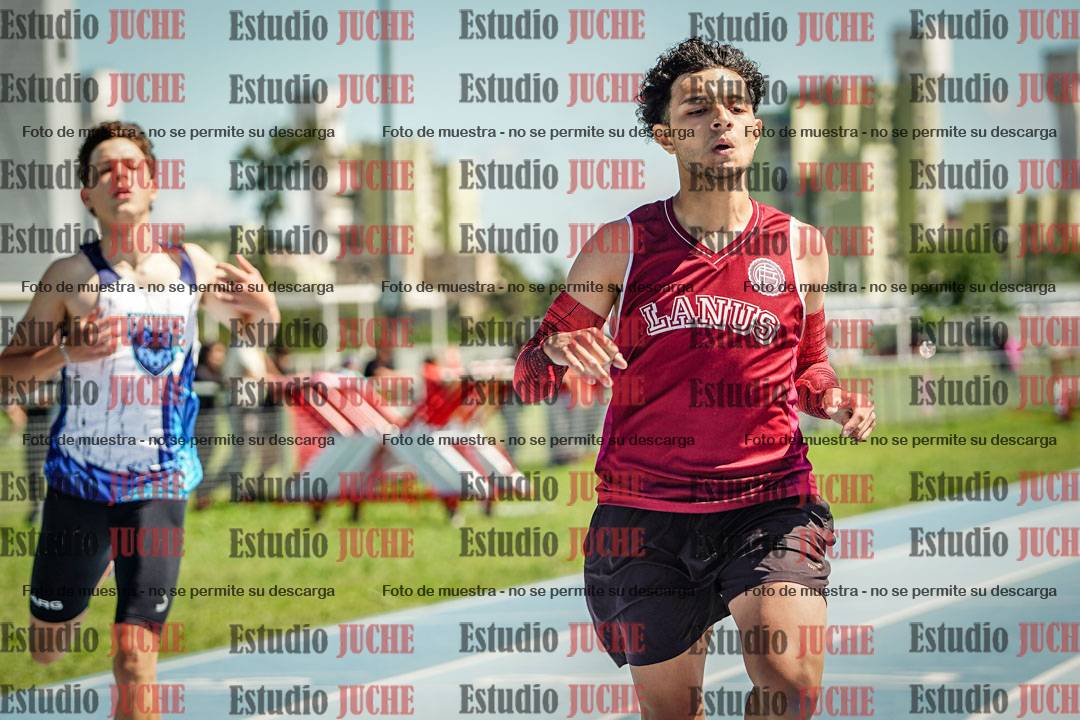 Fotos de los 200 m llanos de varones