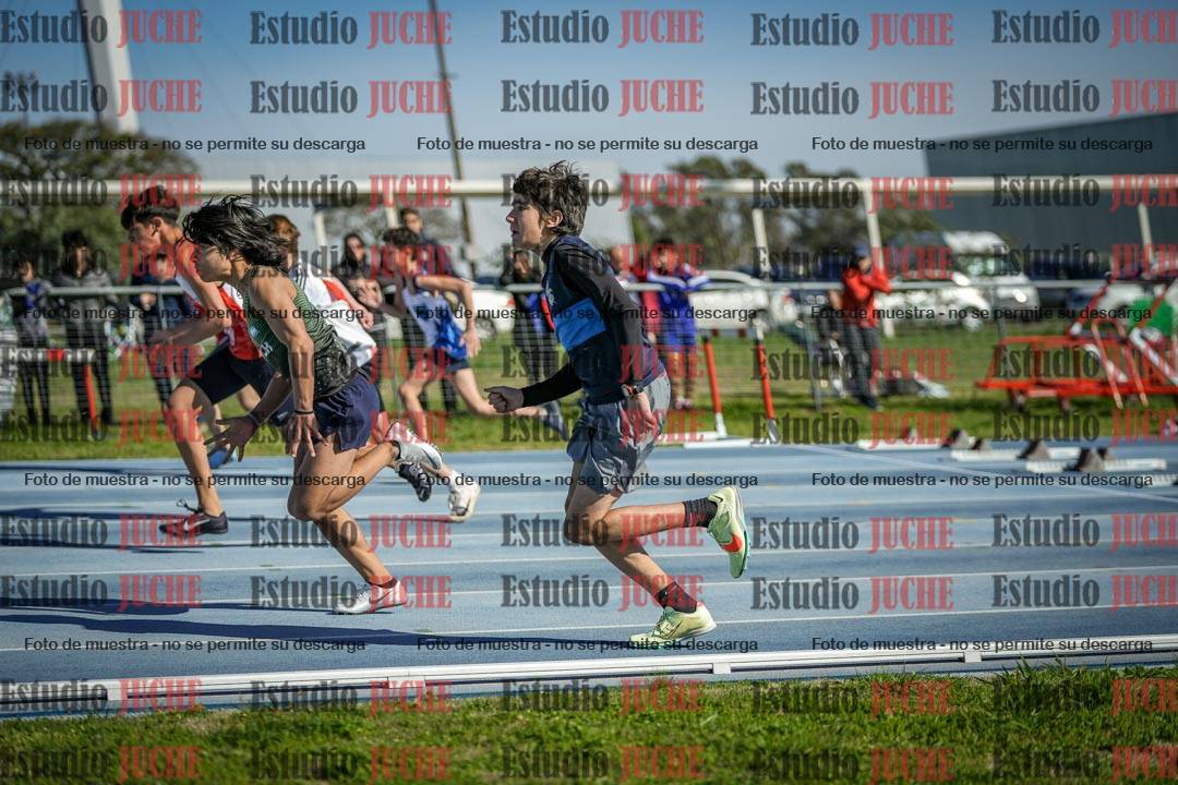 Fotos de los 80 m llanos de varones - U14