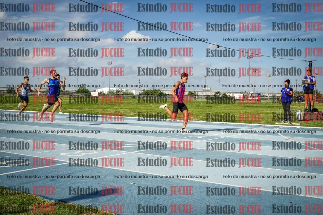 Fotos de los 400 m llanos de varones