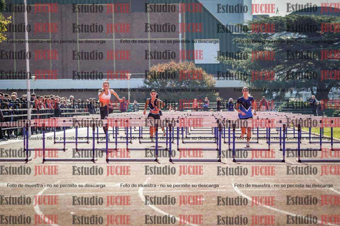 Fotos de los 100 m con vallas de mujeres