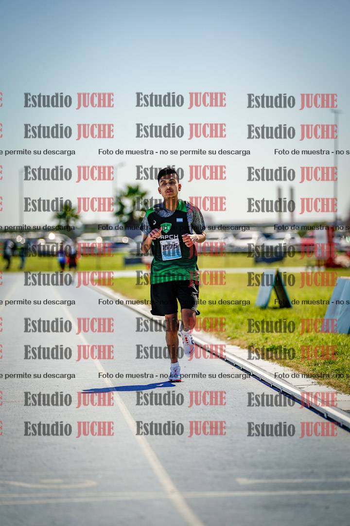 Fotos de los 600 m llanos de varones